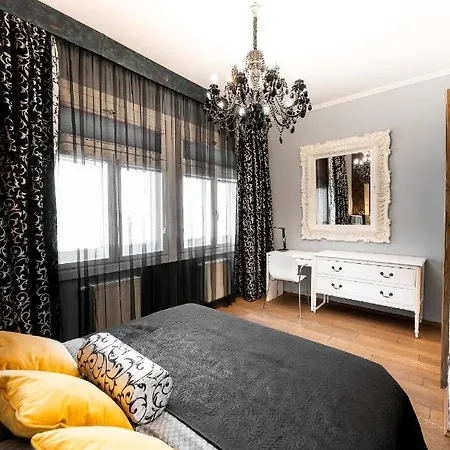 Premium Center 3 150m2 Hlavna Ulica 公寓 *